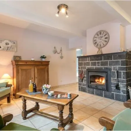 Vakantiehuis L Escurou *